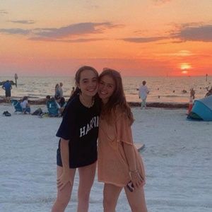 Meet your Posher, Isabella